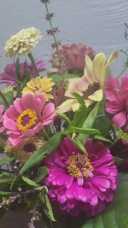 The Ranch Petite (3 Bouquets):